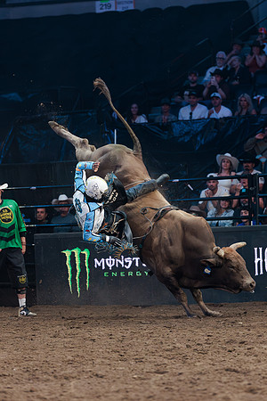 091326_HONDA_CENTER_RMR18950