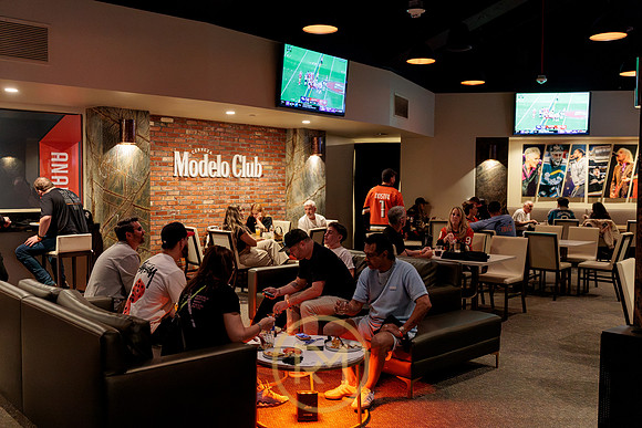 100426_ANAHEIM_DUCKS_RMR15076