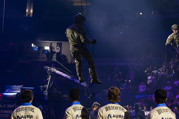 091226_HONDA_CENTER_AD0019