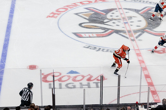 100426_ANAHEIM_DUCKS_RMR17403
