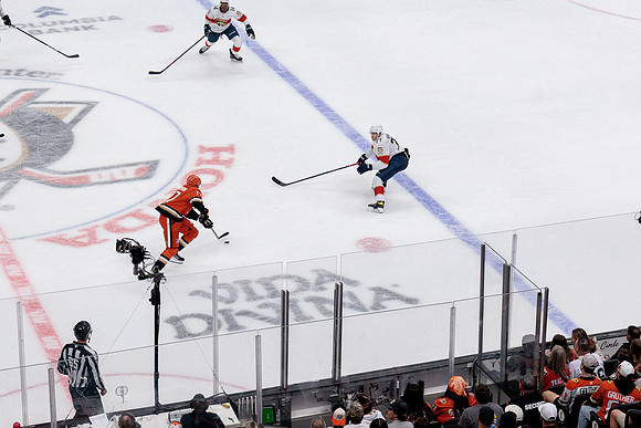 100426_ANAHEIM_DUCKS_RMR10280