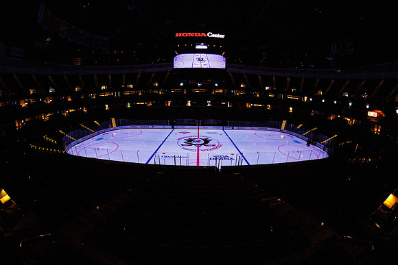 101624_ANAHEIM_DUCKS_0808