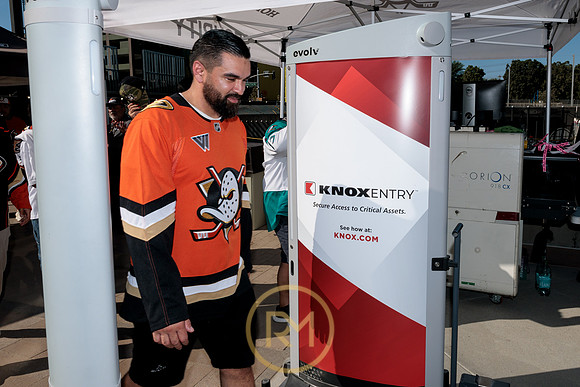 100426_ANAHEIM_DUCKS_RMR11403