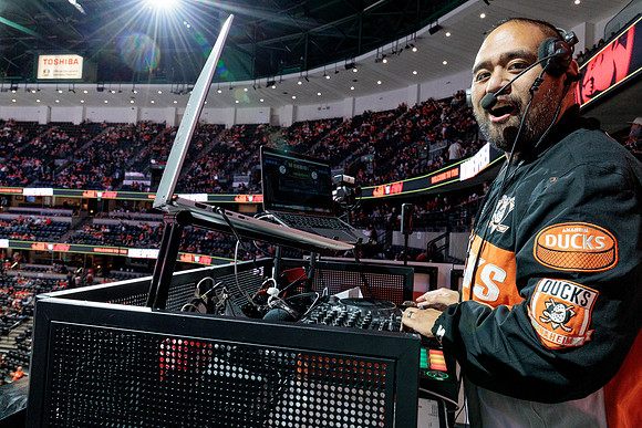 100426_ANAHEIM_DUCKS_RMR15373