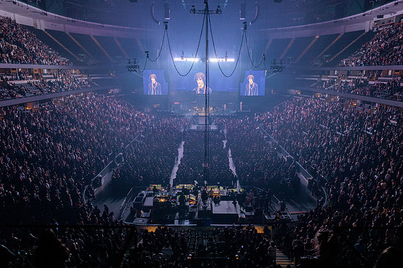 100926_HONDA_CENTER_RMR16917