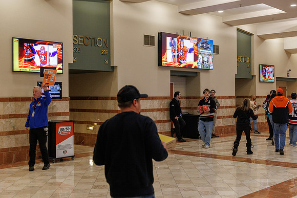 031125_ANAHEIM_DUCKS_0931