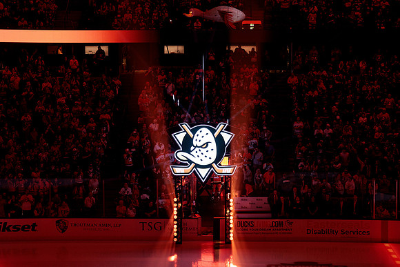 100426_ANAHEIM_DUCKS_RMR16558