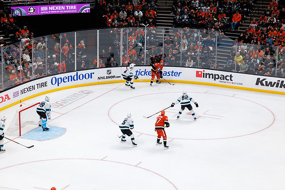 101624_ANAHEIM_DUCKS_0713