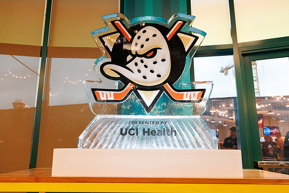 101624_ANAHEIM_DUCKS_0007