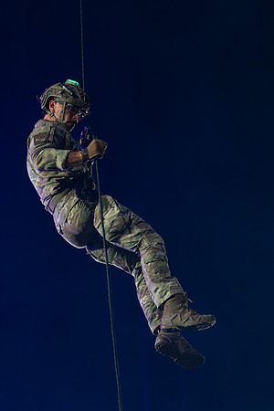 091226_HONDA_CENTER_AD0017