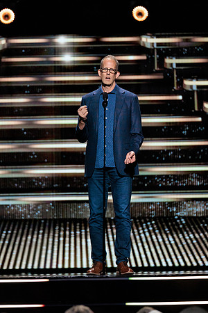 081124_HONDA_CENTER_0225