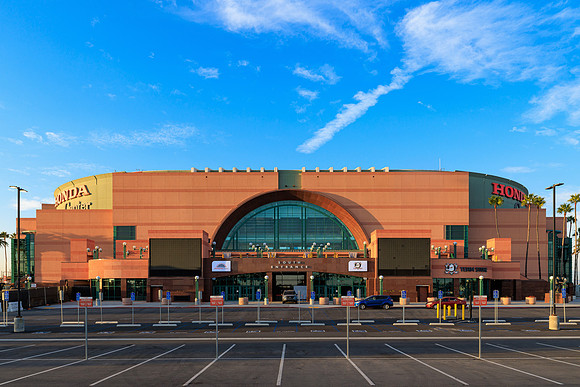 100524_HONDA_CENTER_0021