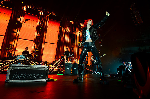 101913_HONDA_CENTER_0226
