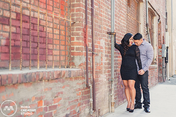 Art-District-Pomona-Engagement-Photos-01