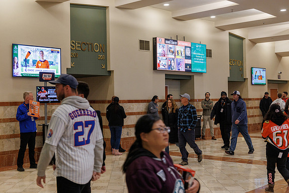 031125_ANAHEIM_DUCKS_0832