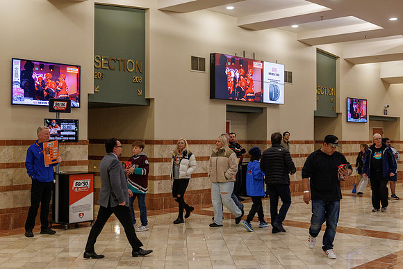 031125_ANAHEIM_DUCKS_0954