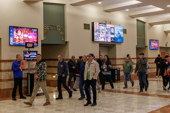 031125_ANAHEIM_DUCKS_0840