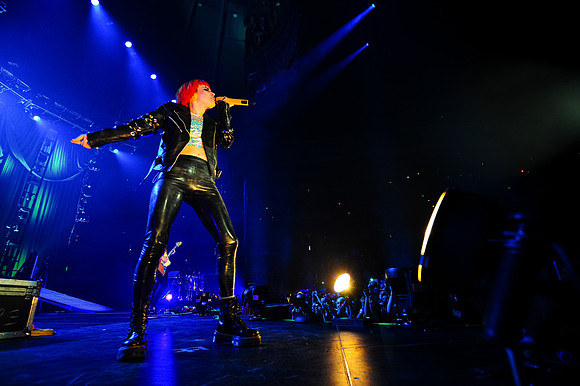101913_HONDA_CENTER_0144