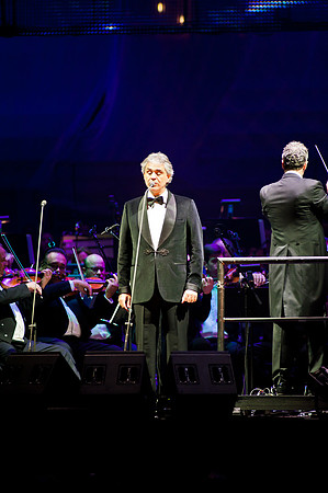 121111_Honda_Center_014