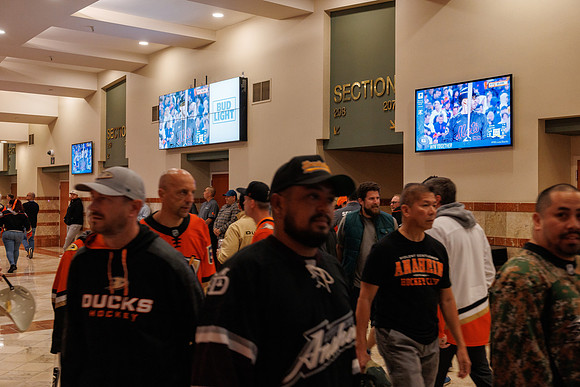 101624_ANAHEIM_DUCKS_0115