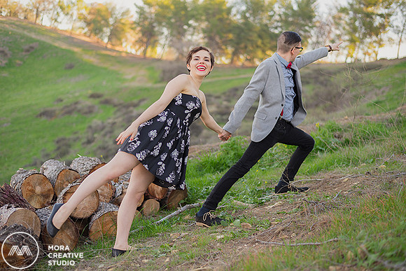 Bonelli-Park-San_Dimas-Engagement-Photos-14