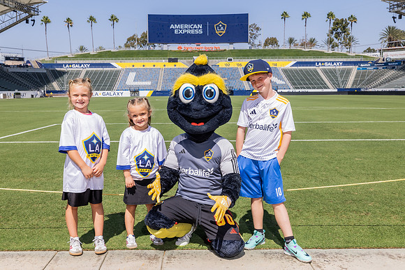 092224_AMERICAN_EXPRESS_SR_0101