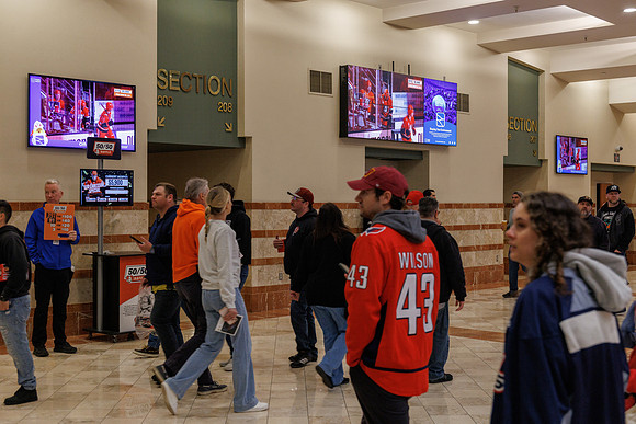 031125_ANAHEIM_DUCKS_0968