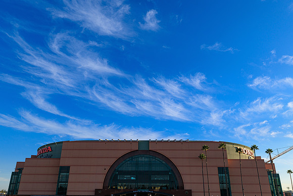 100524_HONDA_CENTER_0001