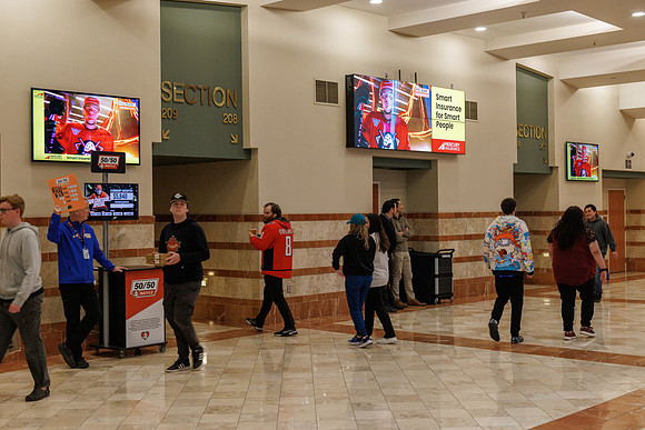 031125_ANAHEIM_DUCKS_0927