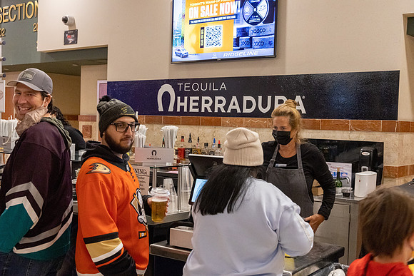 101321_ANAHEIM_DUCKS_0949
