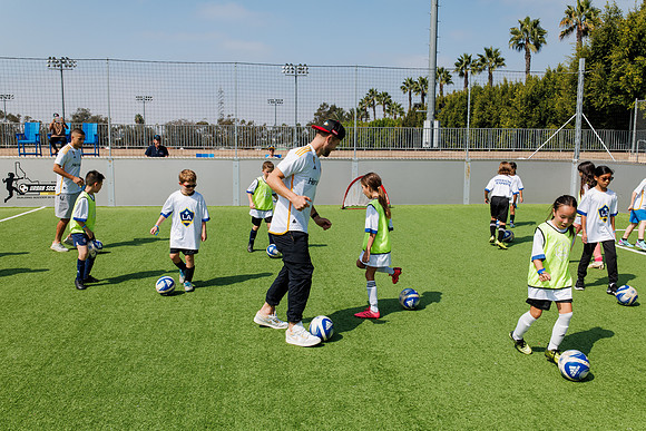 092224_AMERICAN_EXPRESS_RM_0100