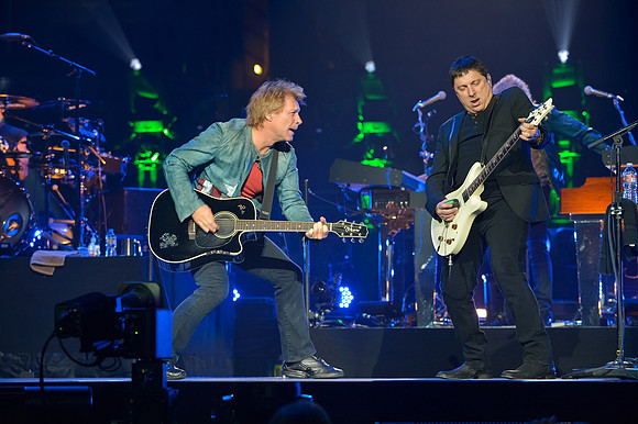 100913_HONDA_CENTER_0043