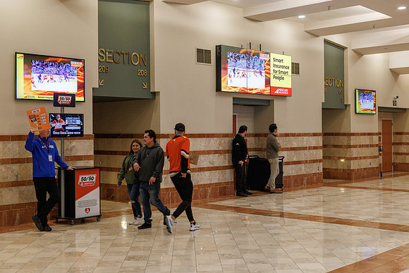 031125_ANAHEIM_DUCKS_0929