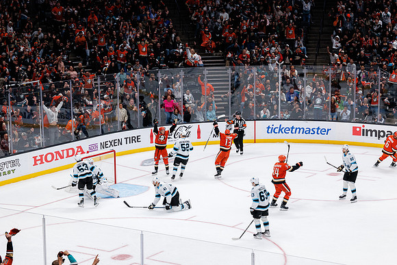 101624_ANAHEIM_DUCKS_0624
