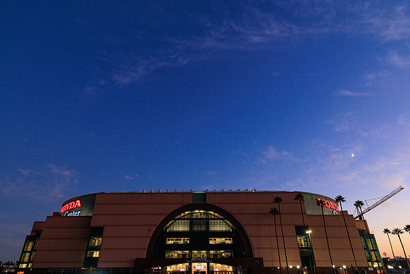 100524_HONDA_CENTER_0049