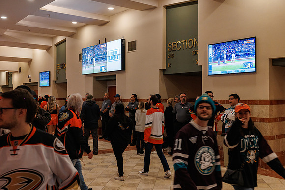 101624_ANAHEIM_DUCKS_0110