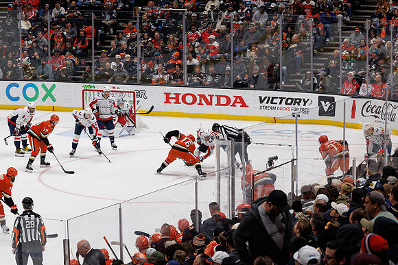 031125_ANAHEIM_DUCKS_1317