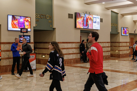 031125_ANAHEIM_DUCKS_0942