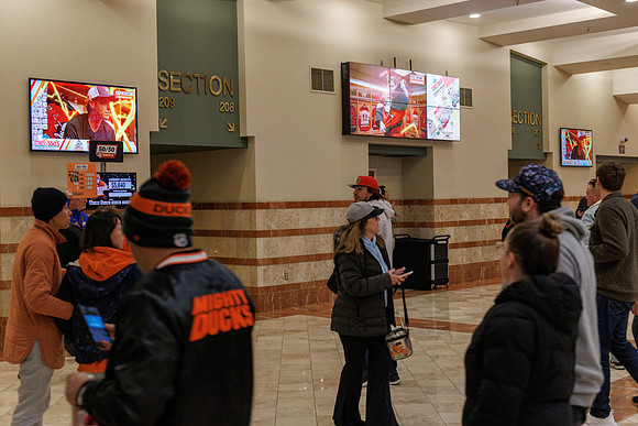031125_ANAHEIM_DUCKS_0922