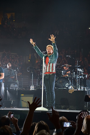 100913_HONDA_CENTER_0103