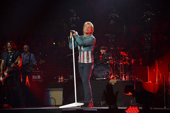 100913_HONDA_CENTER_0100