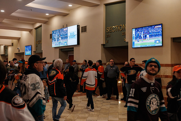 101624_ANAHEIM_DUCKS_0111