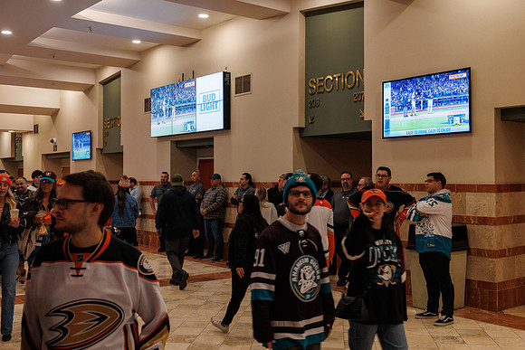 101624_ANAHEIM_DUCKS_0109