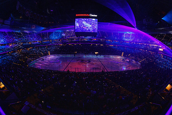 101624_ANAHEIM_DUCKS_0826