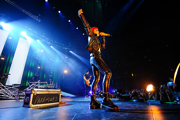 101913_HONDA_CENTER_0138