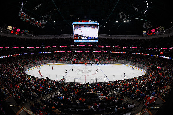 031125_ANAHEIM_DUCKS_0221