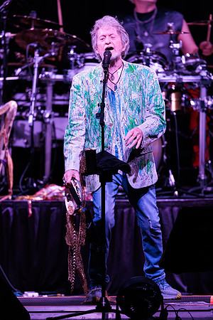 040325_GROVE_OF_ANAHEIM_040