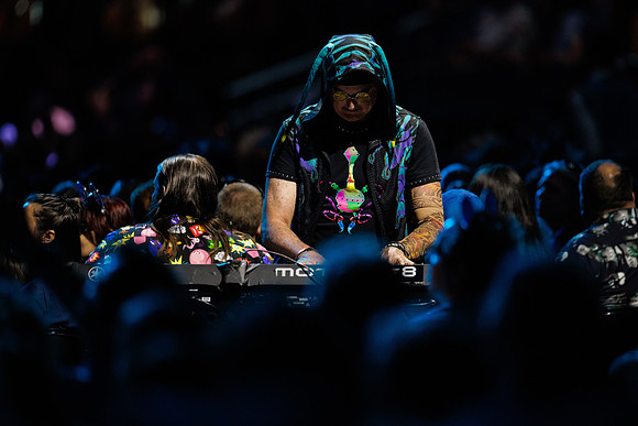 081024_HONDA_CENTER_0028