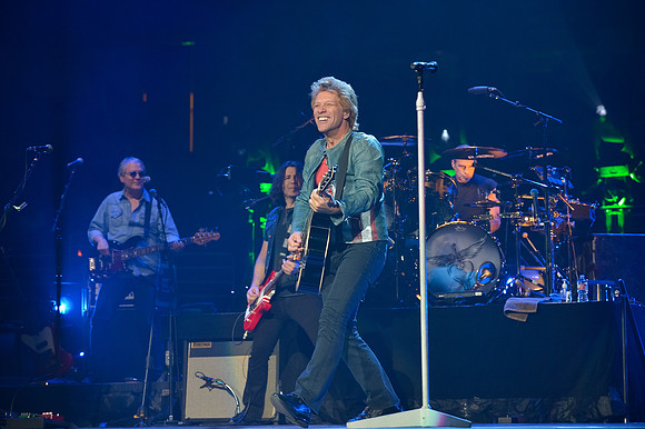 100913_HONDA_CENTER_0036