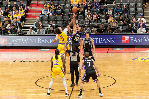 101123_HONDA_CENTER_0001